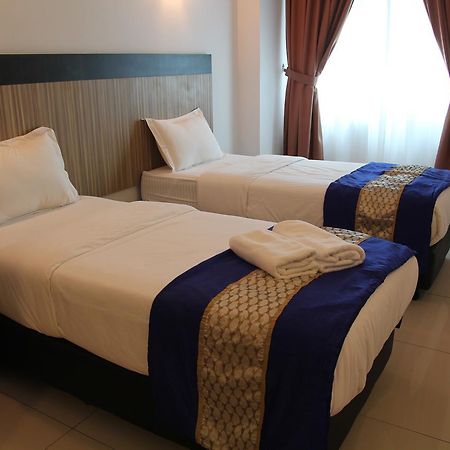 Aster Hotel Bukit Jalil Kuala Lumpur Exterior foto